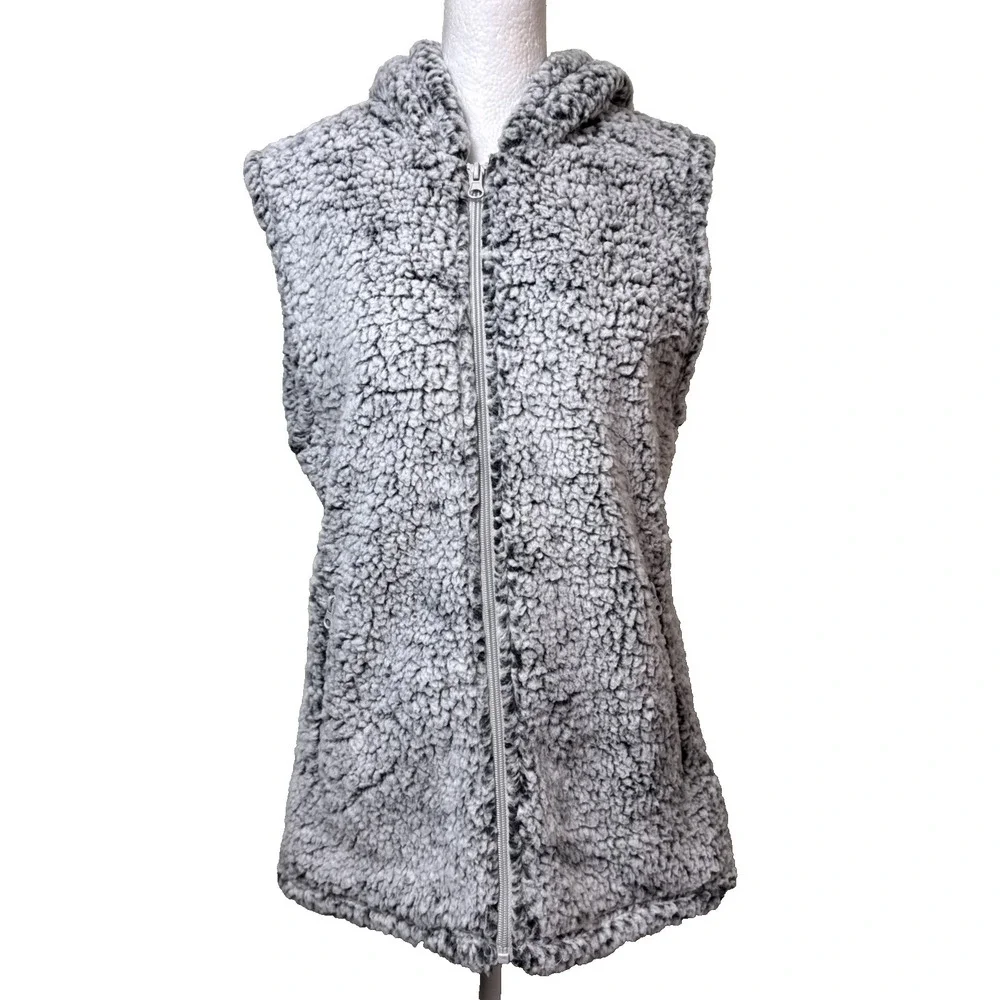Karissa & Me Gray White Sherpa Fleece Hooded Zip Up Vest Gorpcore Shacket Medium